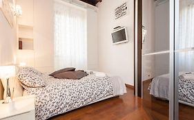 Rental In Rome Mial House
